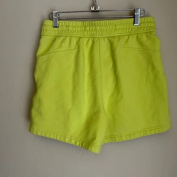 LULULEMON shorts size 6 - Picture 3 of 5